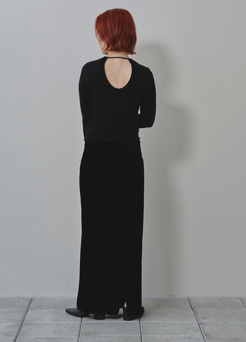 後領挖背親膚上衣